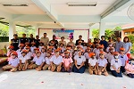 โครงการครอบครัวสุขสันต์ ใส่หมวกกันน็อคกันทุกคนโรงเรียนวัดหัว